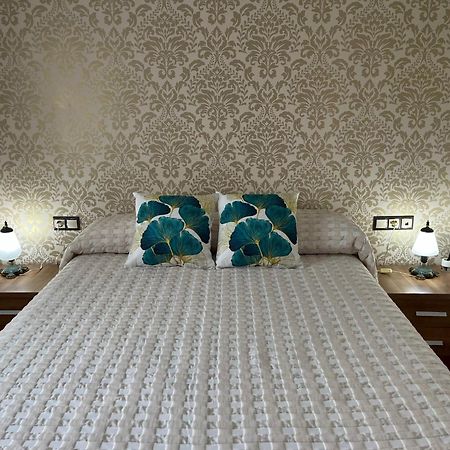Hostal Solymar San Francisco  エクステリア 写真